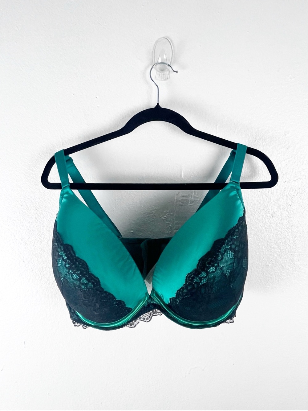 CACIQUE Green Black Lace Trim Adjustable Removable Straps Full Coverage Bra 42F